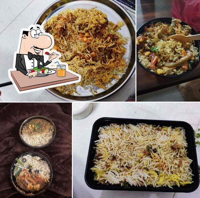 Food at The Good Bowl