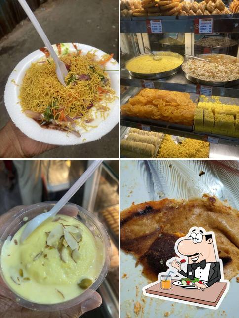 Food at Jaggu Mithai