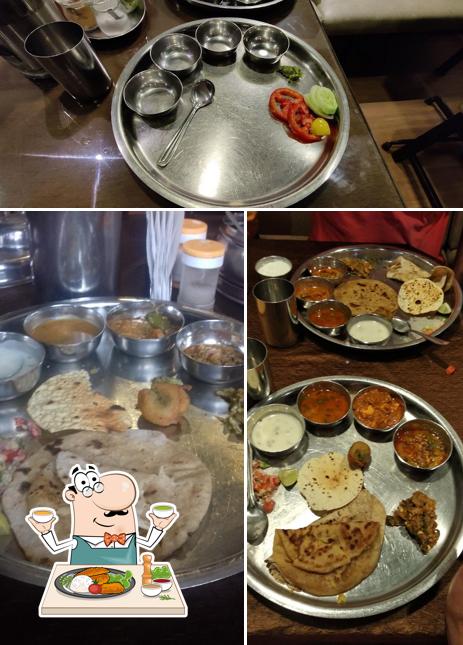Food at Khavayya Dinning Veg Thali 260/-