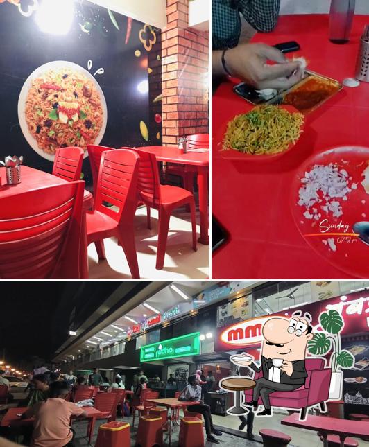 The interior of Radhe Chulla Dosa and Pav Bhaji