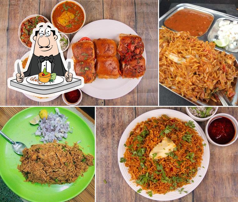 Meals at Shreenath Pav Bhaji Pulav Centre