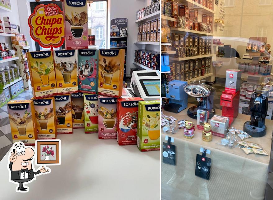 Gli interni di Oro Nero Capsule & Cialde Piacenza