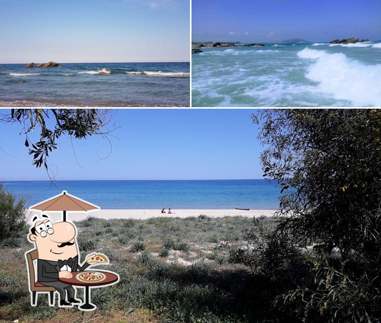 Gli esterni costituiscono una caratteristica importante di Bar Orrì