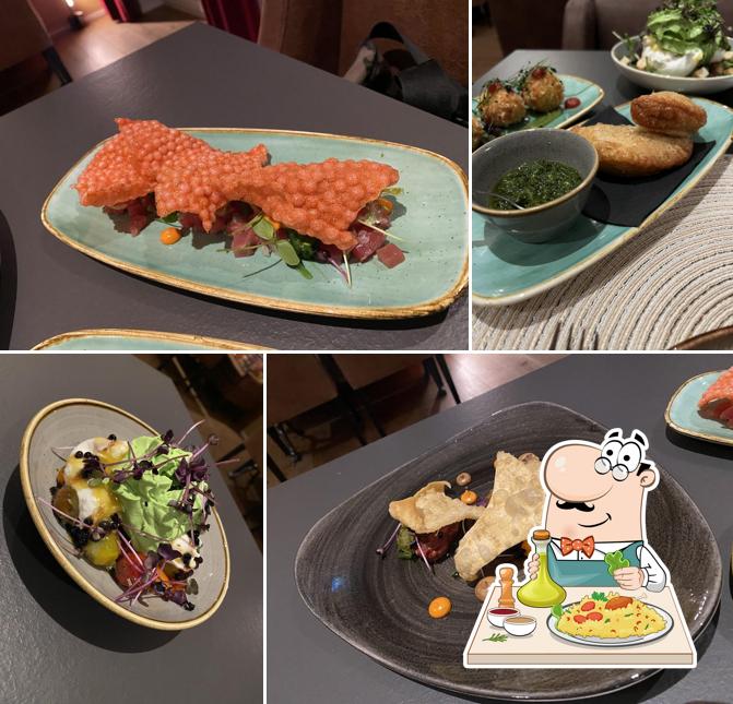 Cibo al Restaurant Charlie's