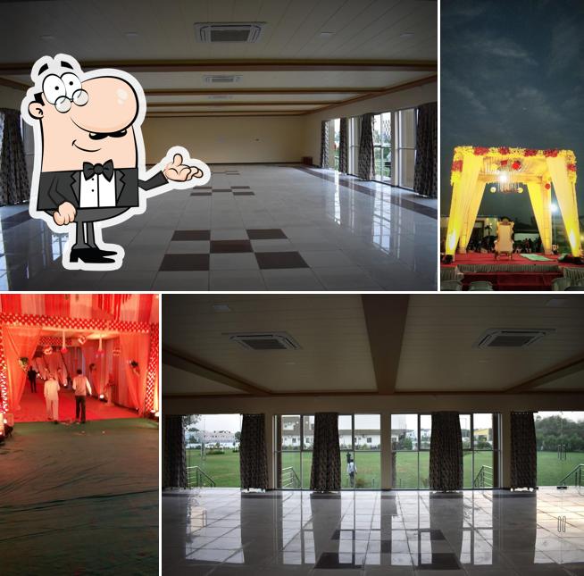 The interior of Dilen Partyplot