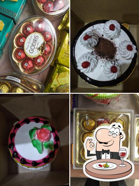 Food at Sri Om Bakers