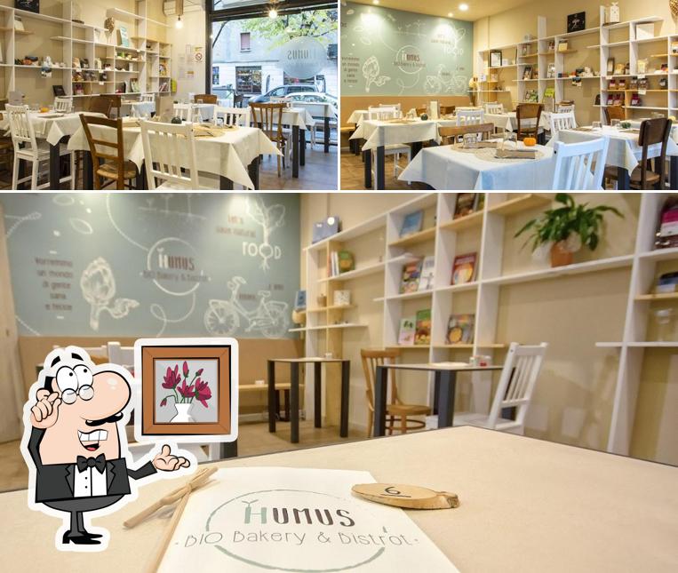 Gli interni di Humus Bio Bakery Bistrot