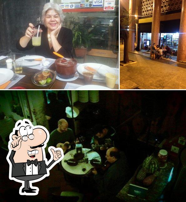 O interior do Bar do Alemão