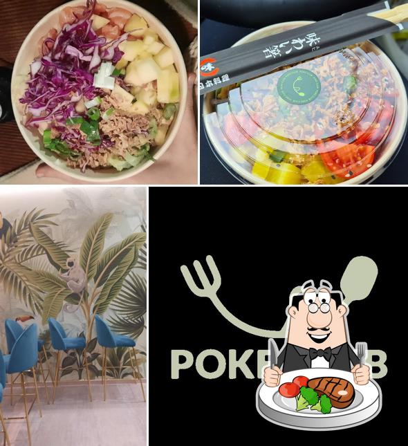 Prenditi i piatti di carne a Poke Club
