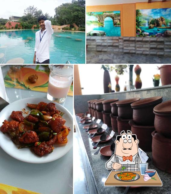 Chicken wings at The Ritz Club House