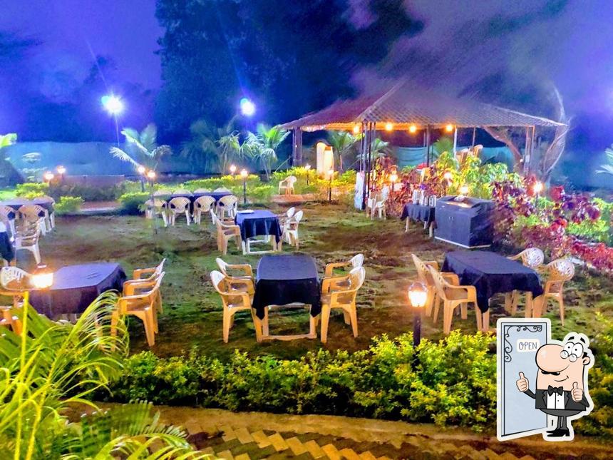 Look at the picture of Hotel The Aroma by Gugils