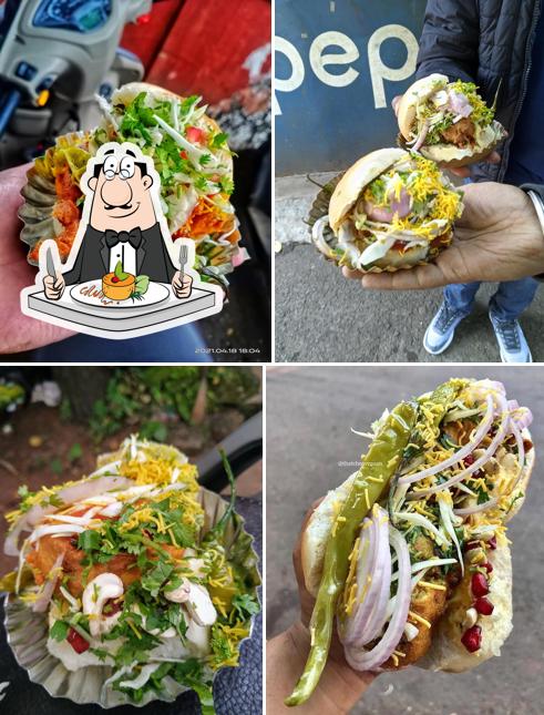 Food at Sandeep Vada Pav