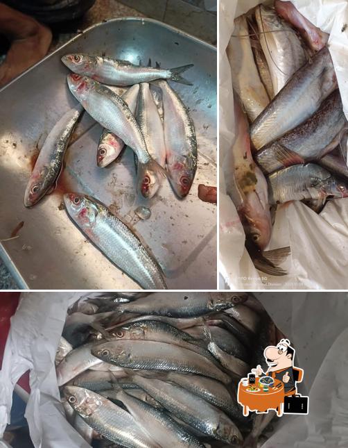 Mussels at Rajesh Shah, Umesh Shah Fish Shop Muzaffarpur Wale