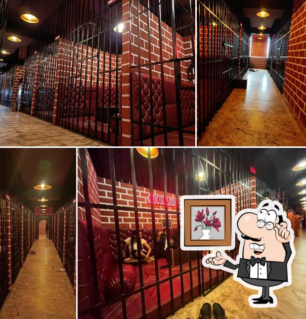 The interior of Khaidi Mandi