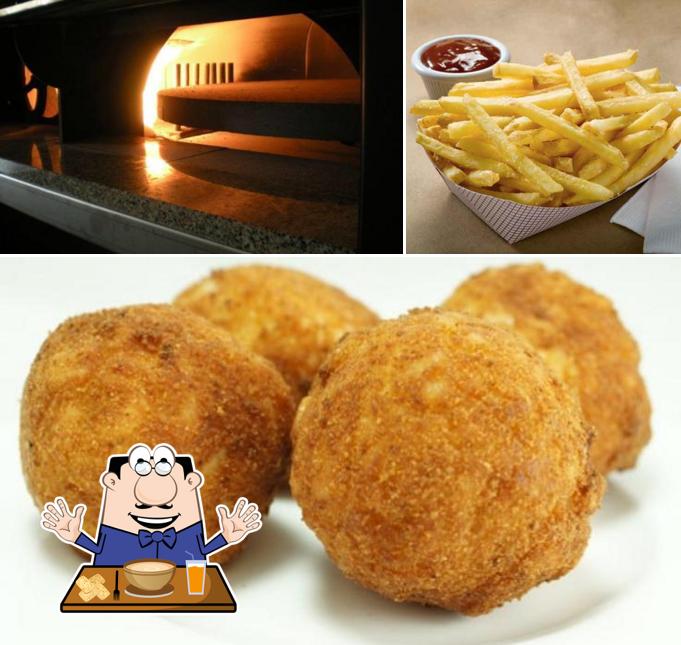 La foto della cibo e interni di Pizzeria Il Veliero