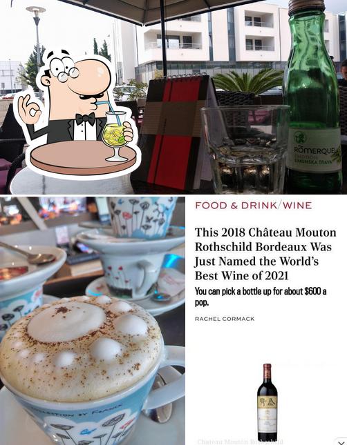 Prova un drink dal menu