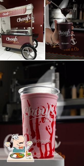 Comida em Choufs Hot e Açaí