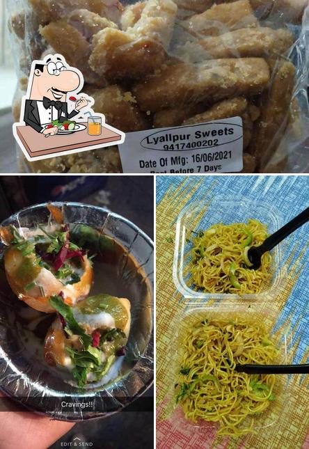 Food at Lyallpur Sweets