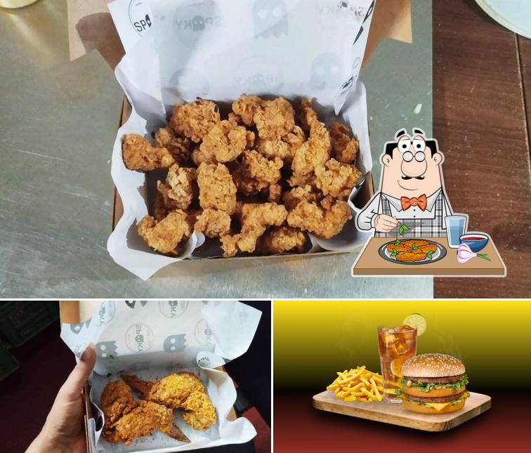 Chicken wings at Spooky - Burgers & Fries