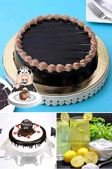 Chocolate cake at Maheshwary Bakery