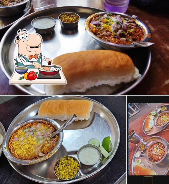 Paella at Jogeshwari Missal and Bhel