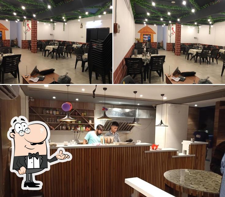 The interior of Dosawala's Chula Dosa