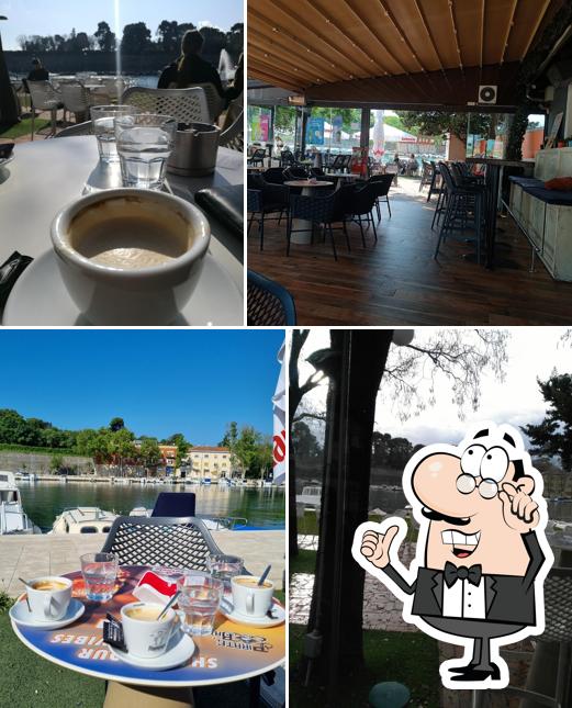 Gli interni di Pirate Bar