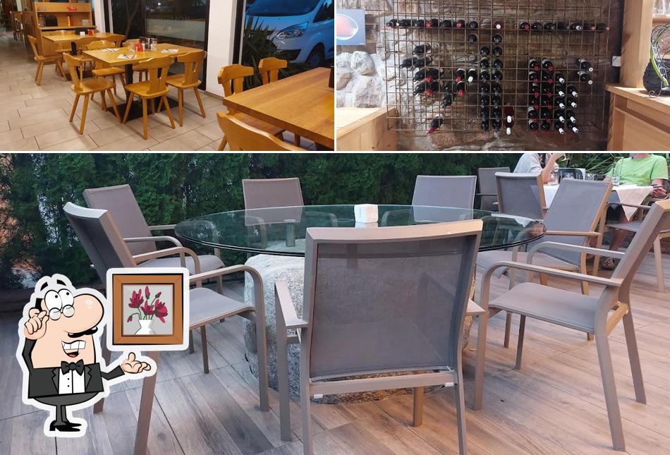 Siediti a un tavolo di Ristorante Pizzeria Bar Romedius