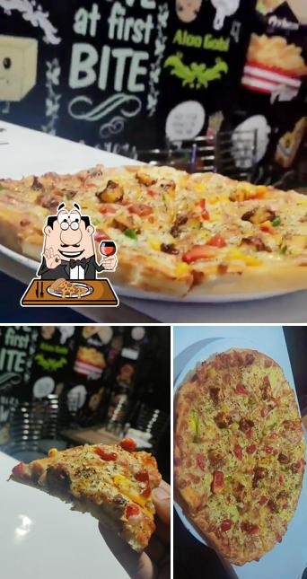 Get pizza at A Chili Queen