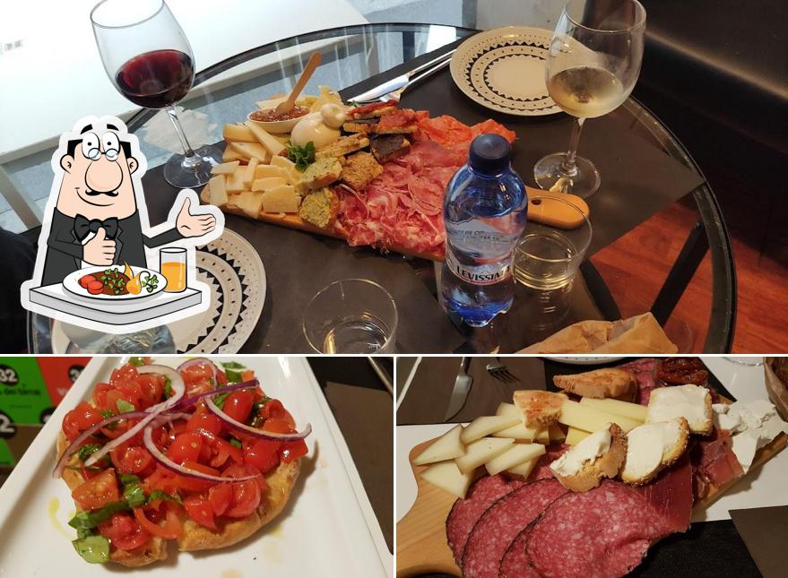 Cibo al Taglieri e Bicchieri