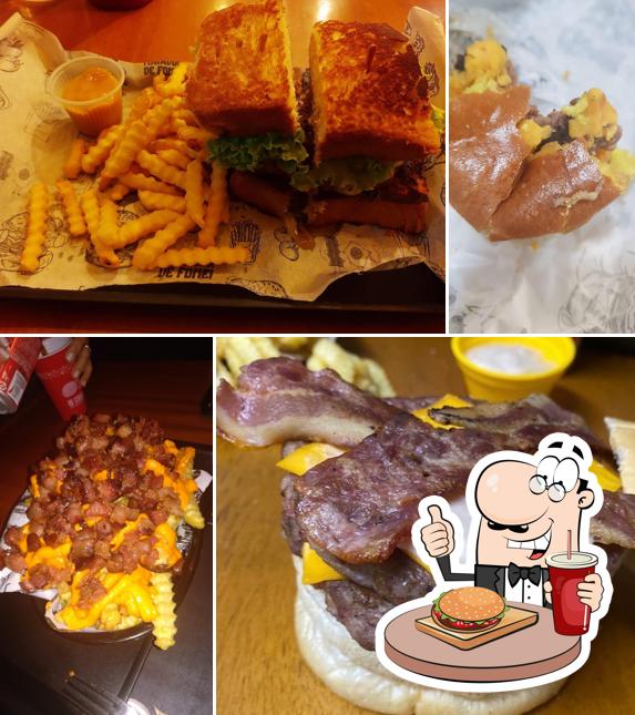 Hambúrguer em The Bacon's Burgers