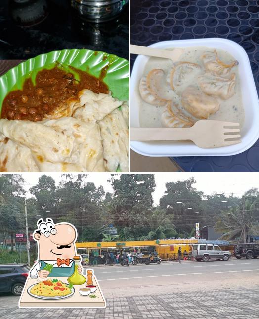 Uppum Mulakum Thattukada ഉപ്പും മുളകും തട്ടുകട is distinguished by food and exterior