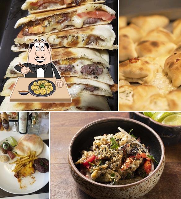 Gyoza em Barakah Cozinha Árabe - Granja Julieta