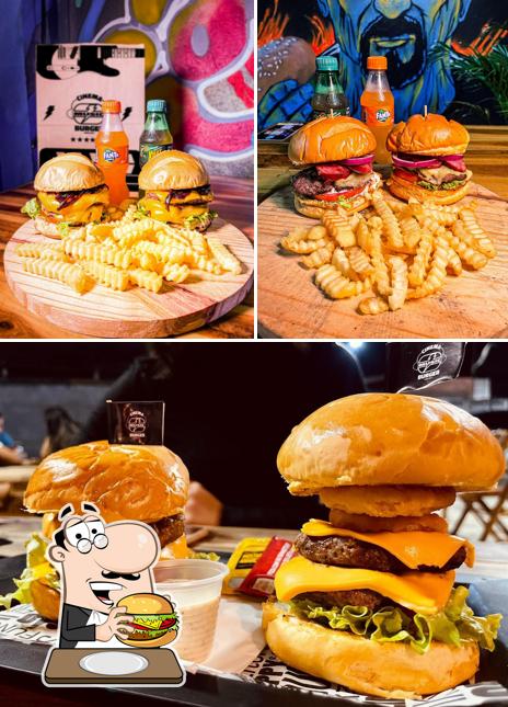 Delicie-se com um hambúrguer no Cinema Music Burger