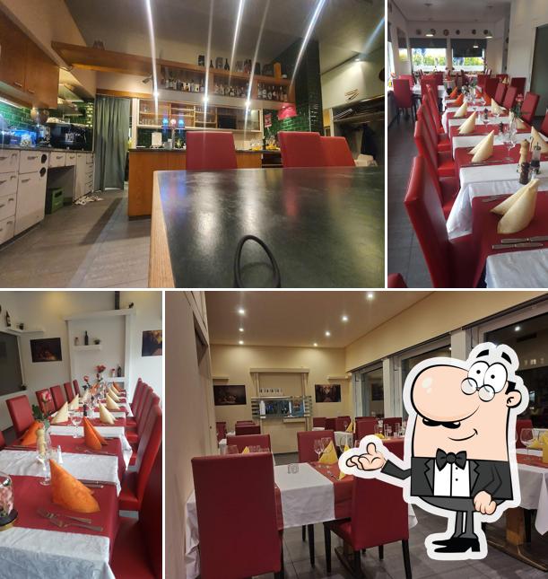 Fallender Brunnenhof