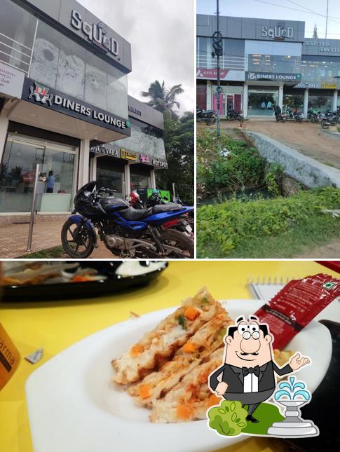 Among various things one can find exterior and food at Mummy Daddy Hotel & MD Cafe