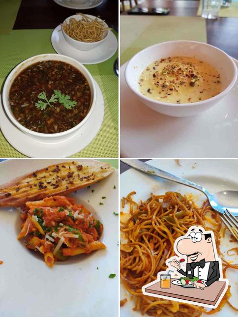 The Square - Novotel Goa Shrem Hotel