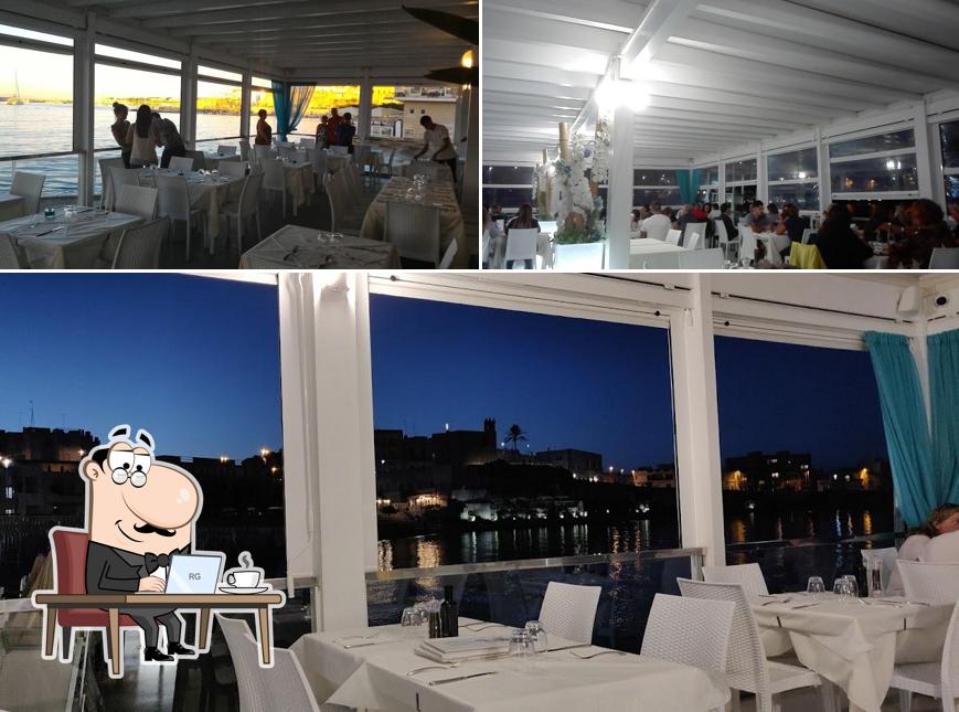 Gli interni di WHITE Restaurant, Ristorante con terrazza sul mare