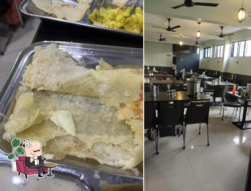 Check out how SHIV SHAKTI IDLI DOSA(Guru Bhai) looks inside