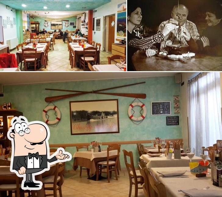 Siediti a un tavolo di Al Confin