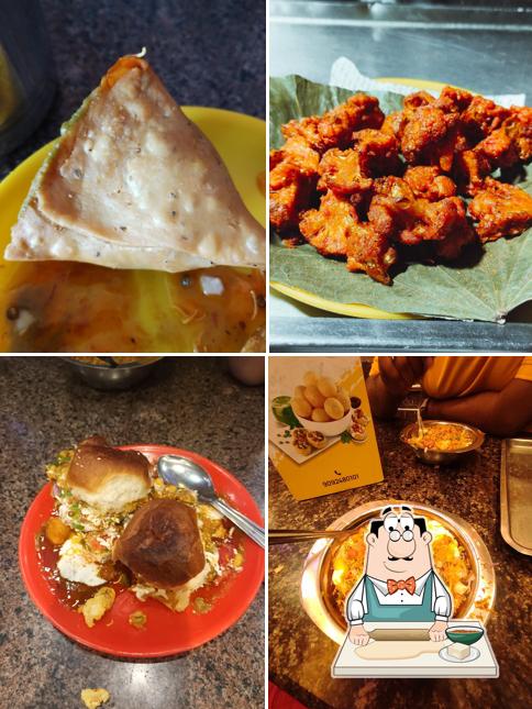 Samosa at Kanpur Chaat Corner