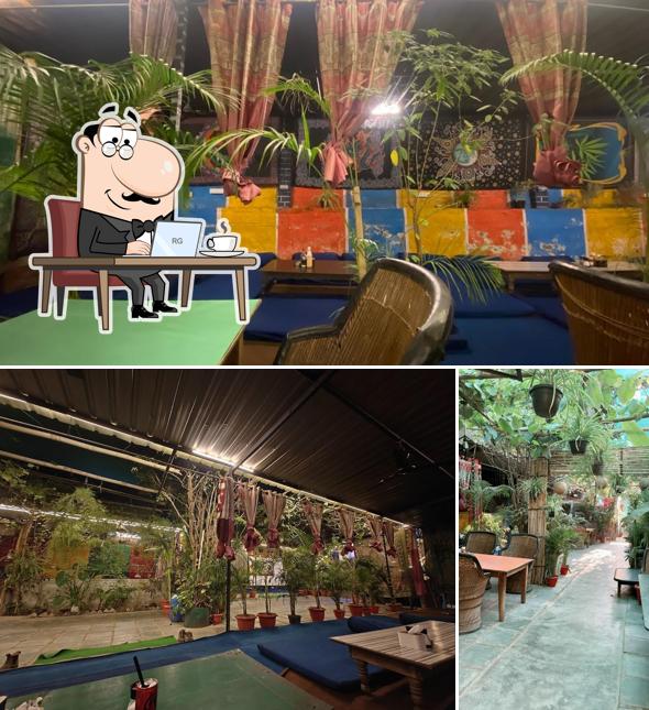 Check out how Mali Thali Resturant looks inside