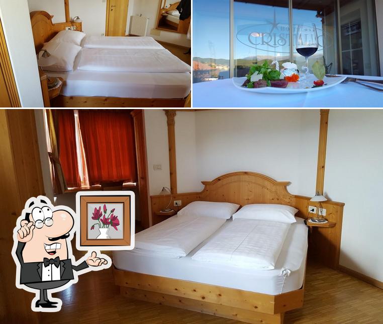 Hotel Cristallo si caratterizza per la interni e vino