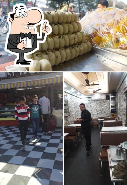 Here's a photo of Sonu Sweet house