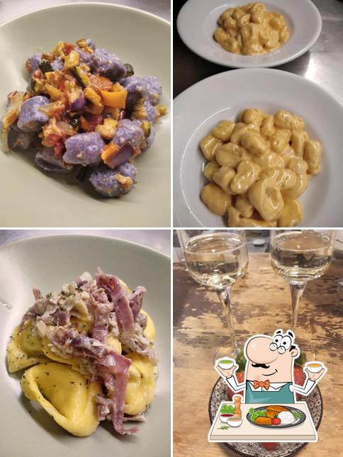 Cibo al Hostaria San Carlino