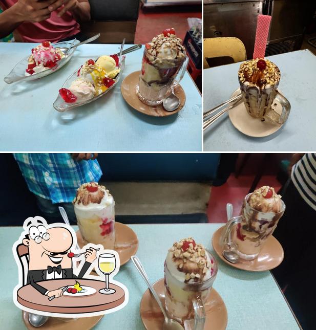 Parfait at Himalaya Ice Cream Factory