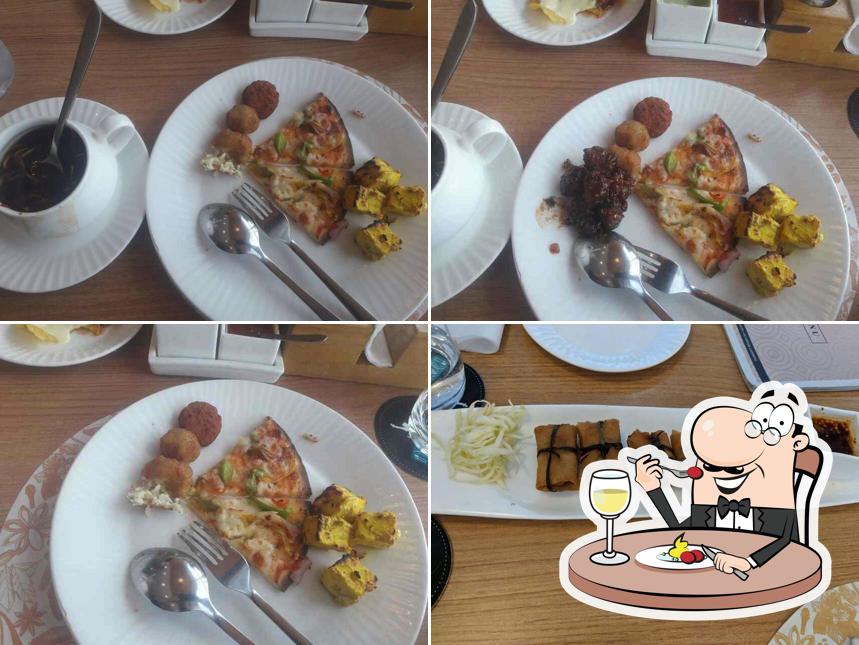 Food at Ala Liberty Veg Dining