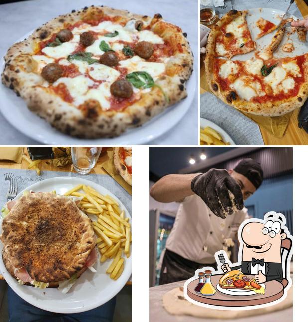 Scegli una pizza a Pizzeria Reginella