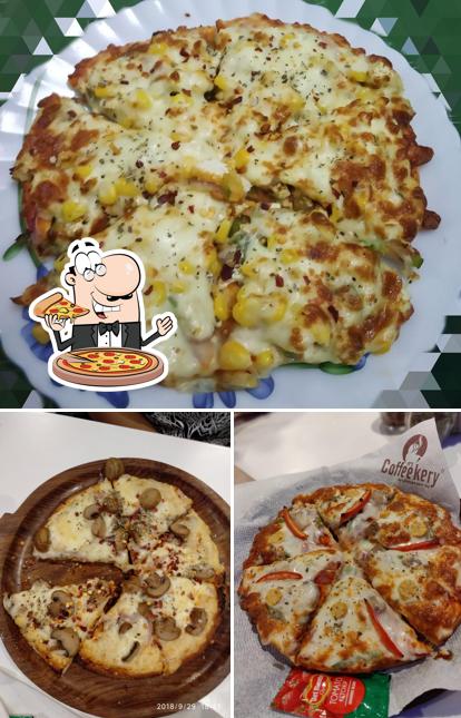 Try out pizza at Coffeekery
