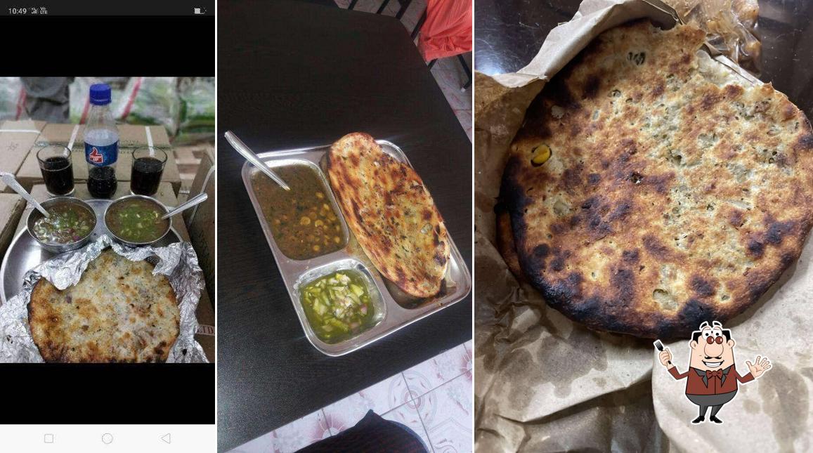 Food at Bunty Naan Wala